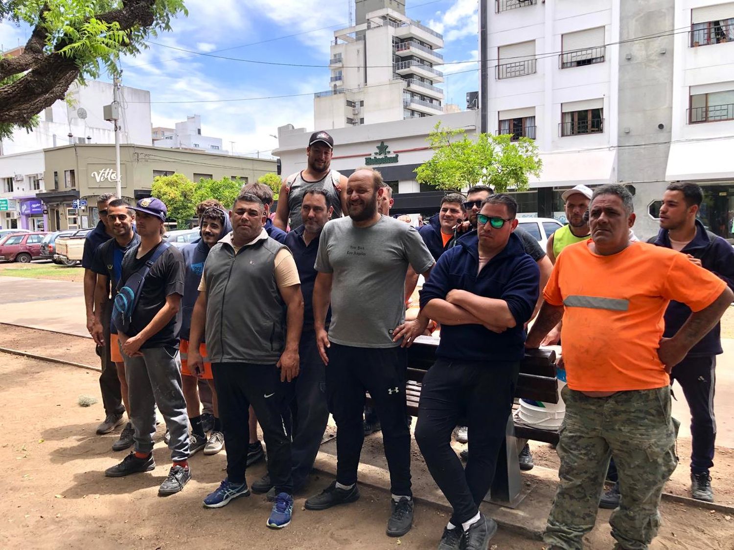 Los recolectores explican el motivo del paro: “Estamos cansados del poder político y sus ninguneos”