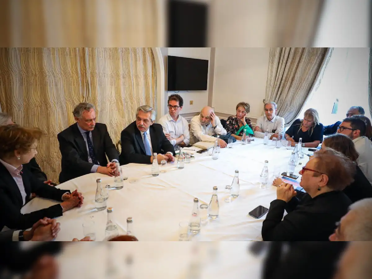Alberto Fernández cerró su gira europea tras haber  logrado el apoyo para la renegociación de la deuda con el FMI   