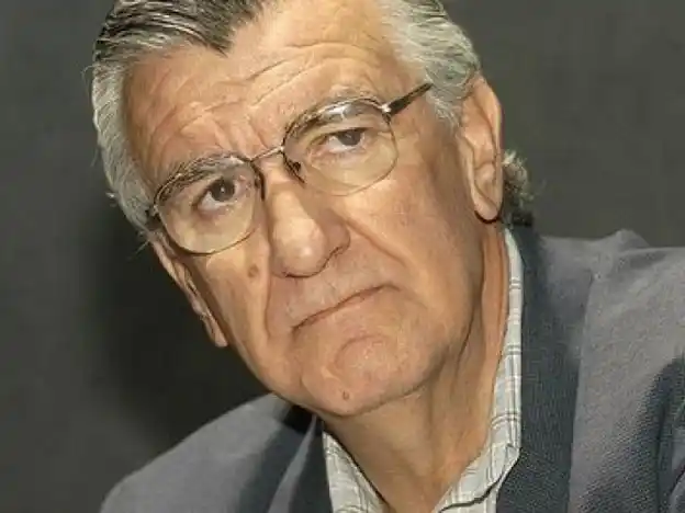 José Luis Gioja mejora y le sacaron los drenajes abdominales