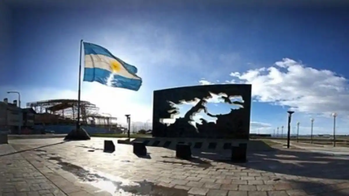 “A 40 años de la Guerra de Malvinas, nos preocupa la presencia de armas nucleares”