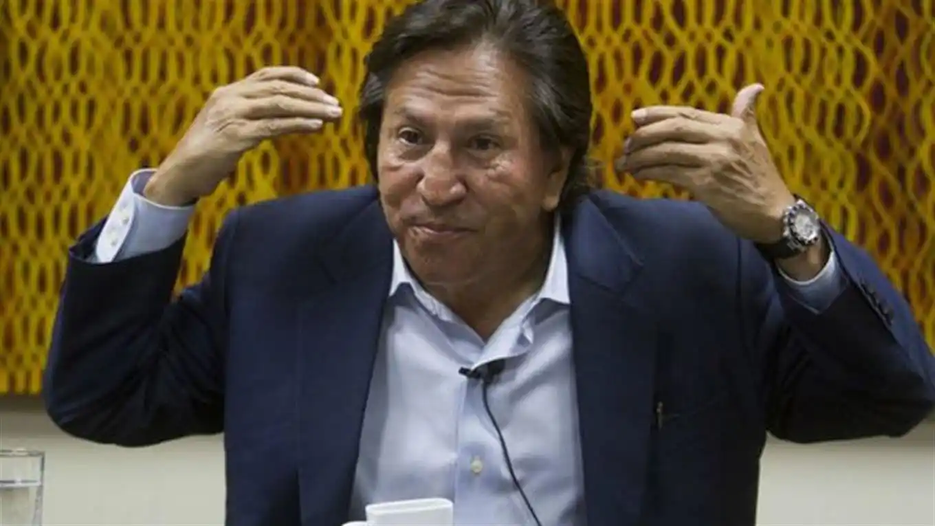 Perú ordena el arresto del expresidente Toledo