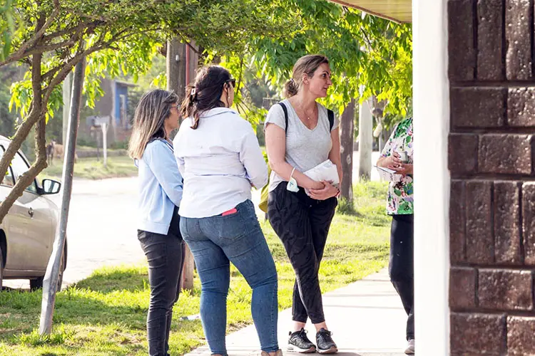 Candidatos con los vecinos