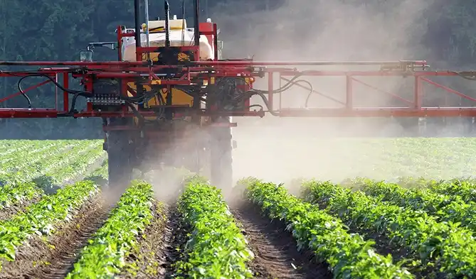Agrotóxicos: proponen crear una agencia para el control unificado