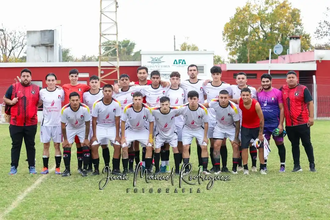Defensores de Frontera corrió siempre de atrás y fue empate 2 a 2 con La Trucha FC.
