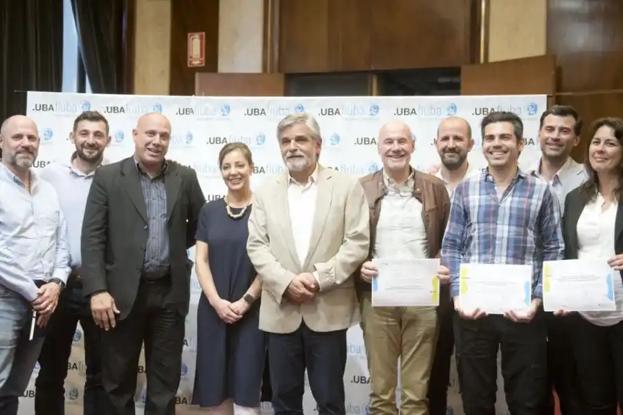 El presidente de Enerfe, Juan D'Angelosante, señaló que “Santa Fe vuelve a liderar en el mapa de Argentina la transición energética”. En tres participa ENERFE y en los otros la UNRAF y a la Cooperativa de Servicios Públicos de Armstrong en asociaciones público privadas.