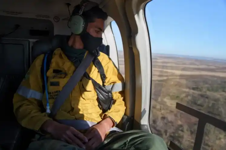 Bajante del Paraná: Despliegan más recursos para controlar incendios forestales en Provincia