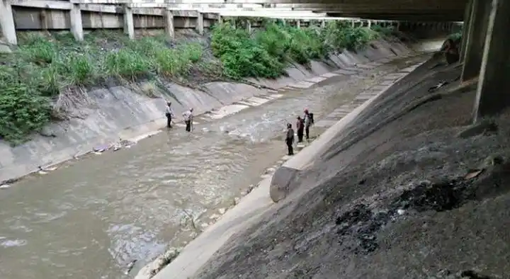 CONAS participa en la búsqueda en el río Guaire de mujer secuestrada