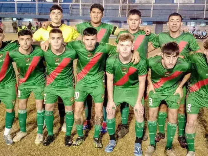 La "Juve" goleó en el "Giuliani" a Peñarol.