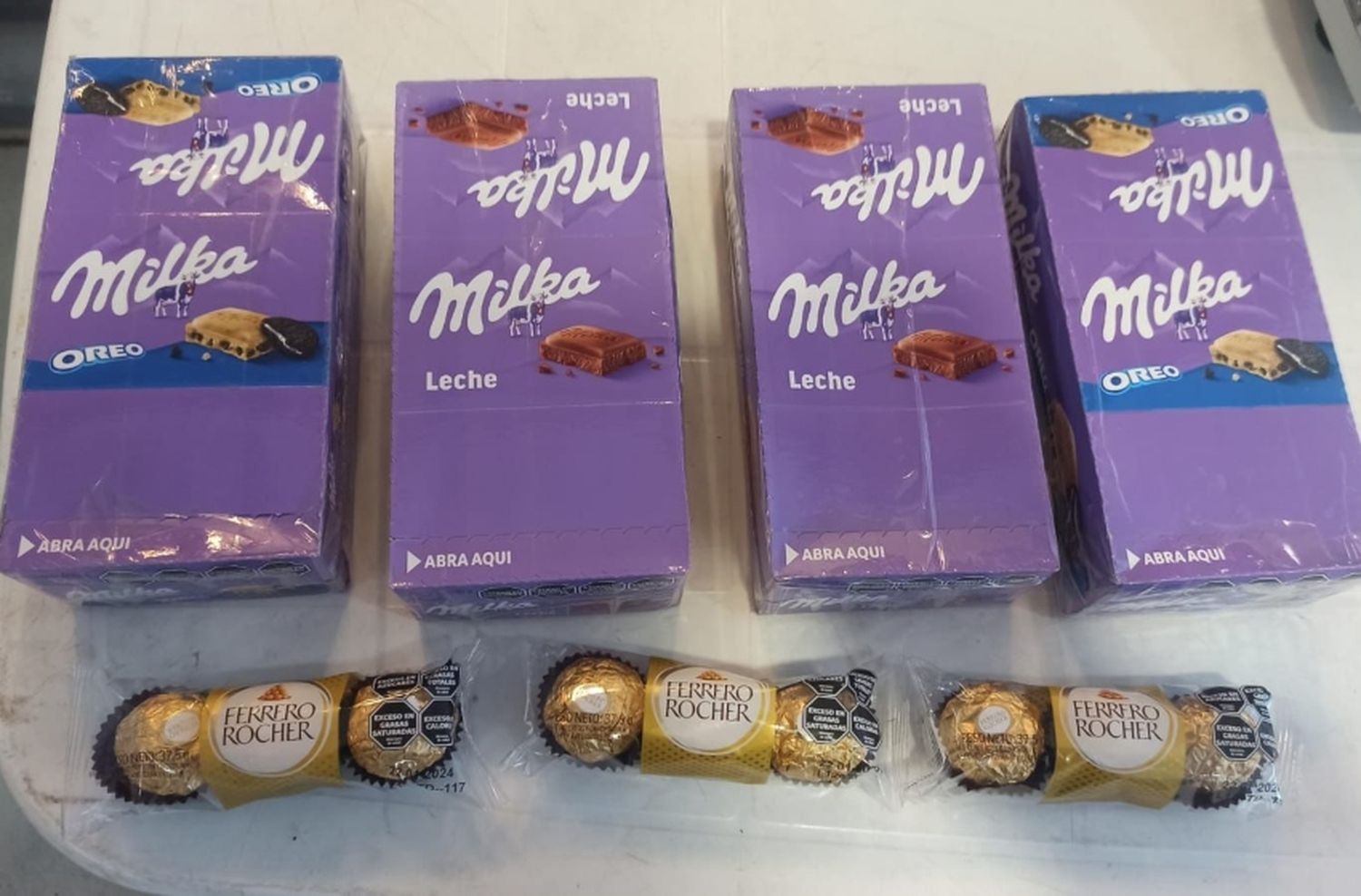 Quisieron festejar el Día del Chocolate robando cuatro cajas de un supermercado