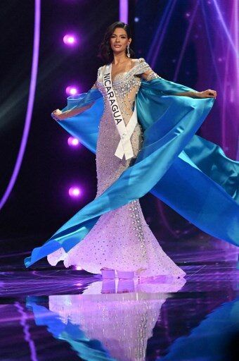 El traje de Nidal lo lució Sheynnis en todo su esplendor. Foto AFP