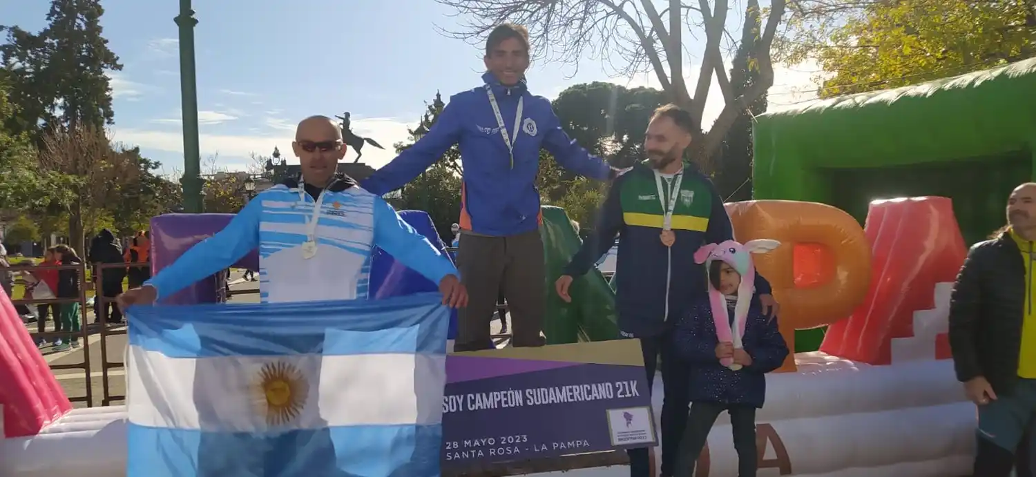 Hoffman, en lo más alto del podio.