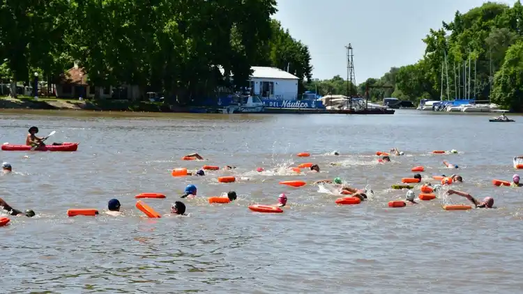 El Campeonato Argentino de Aguas Abiertas cerrará su temporada con una competencia en el río Gualeguaychú