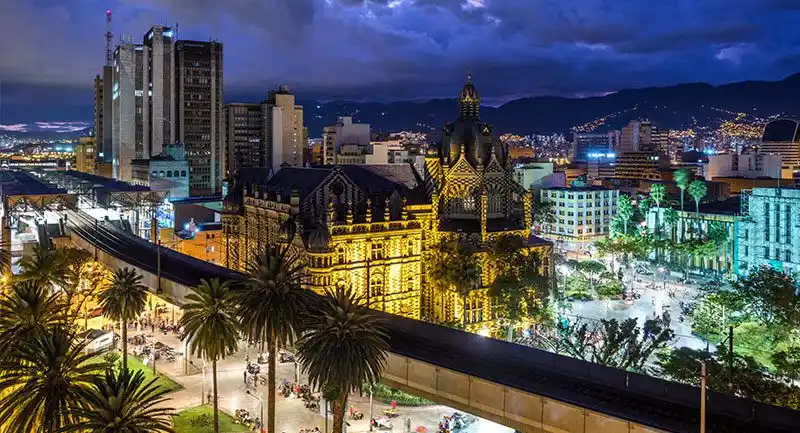 Escándalo por videos sexuales grabados en zonas públicas antioqueñas