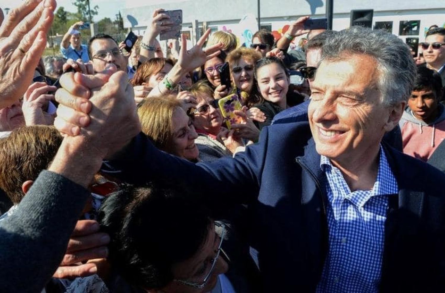 Macri no permitirá más ingresos de empleados públicos en su gestión