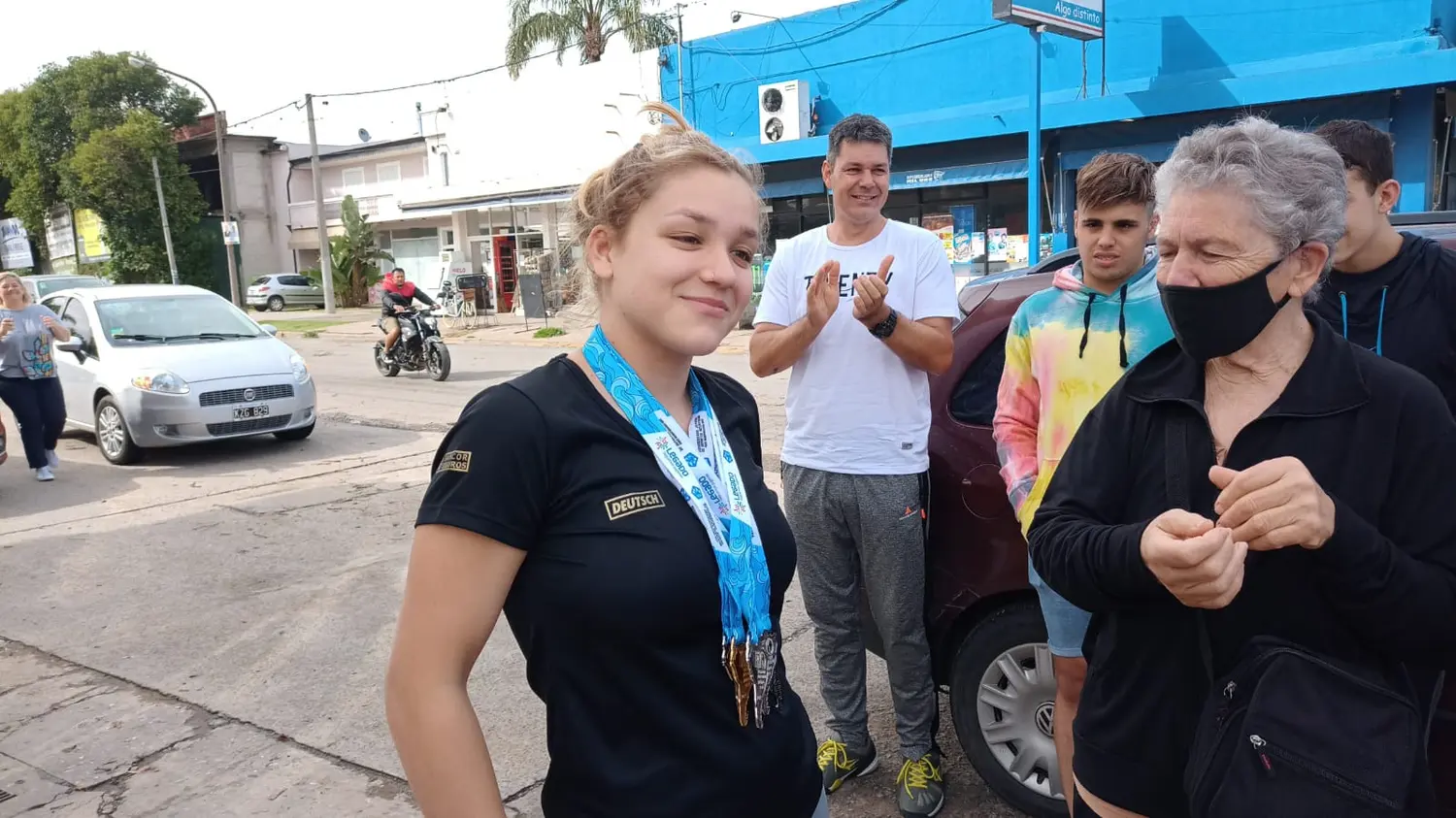 Candela Raviola volvió del Sudamericano juvenil y fue recibida con una caravana