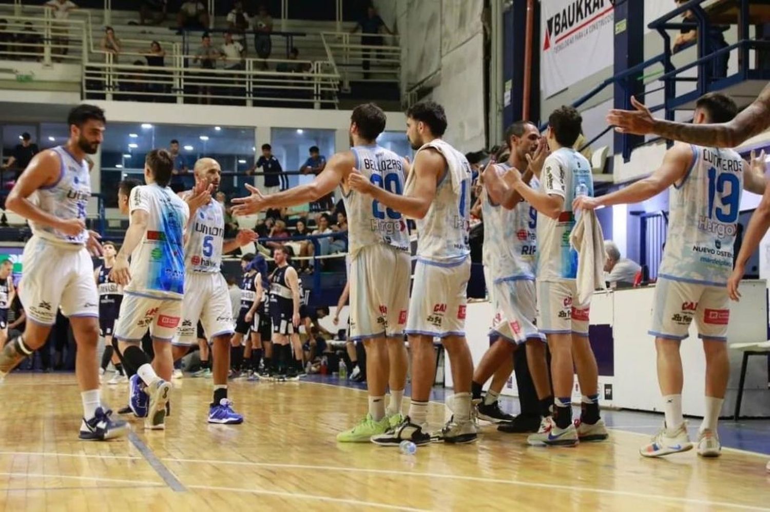 Unión se trae un partido clave de La Plata