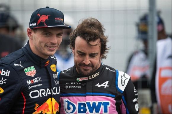 Un expiloto afirma que Fernando Alonso es mejor que Max Verstappen
