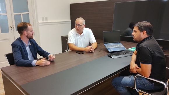 Mayer: "queremos traer también reglas claras e incentivos para invertir en Santa Fe”
