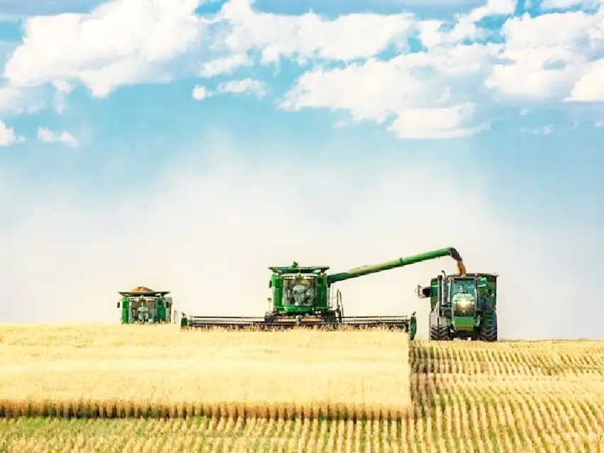 El agro vendió más equipos agrícolas, pero facturó menos en 2025