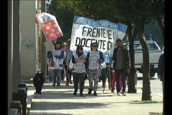Movilización docente en el primer día de paro estipulado para esta semana 
