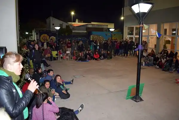 Estudiantes tomaron la Facultad de Trabajo Social por tiempo indeterminado