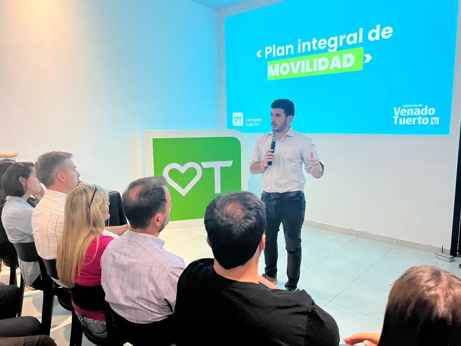 El intendente Leonel Chiarella en la presentación del Plan de Movilidad.