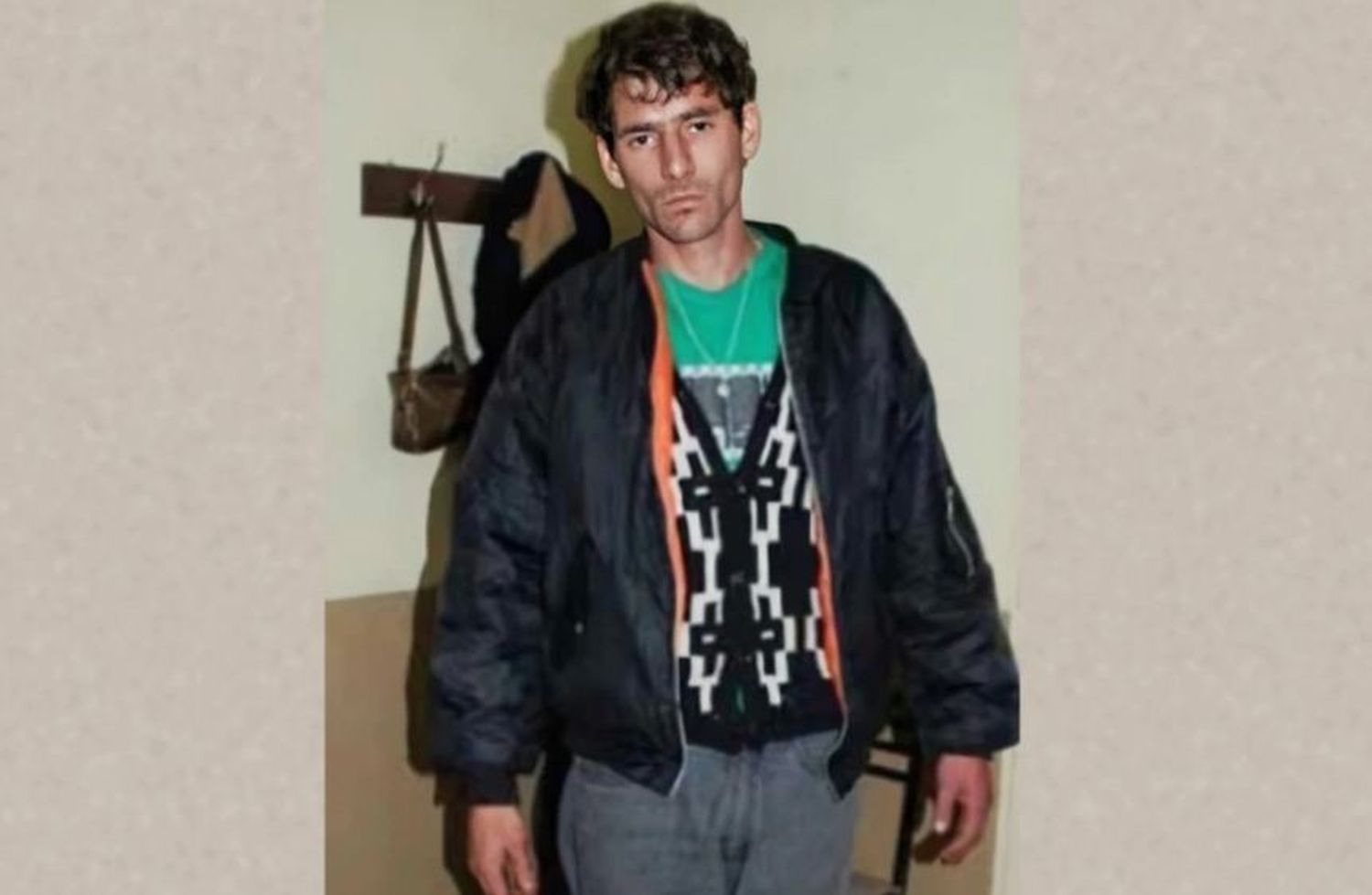 Mató a su papá, lo descuartizó y se lo comió en un guiso a la provenzal