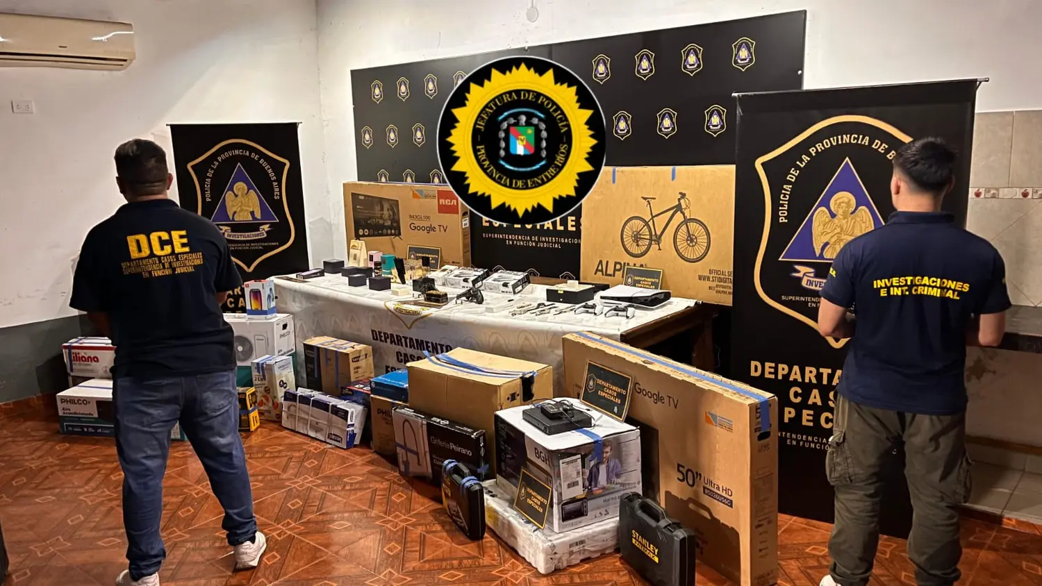 Allanamientos simultáneos en Buenos Aires: tres detenidos y numerosos elementos recuperados