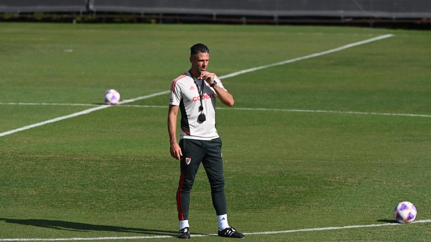 Demichelis arrancó con los trabajos para reemplazar a Lanzini