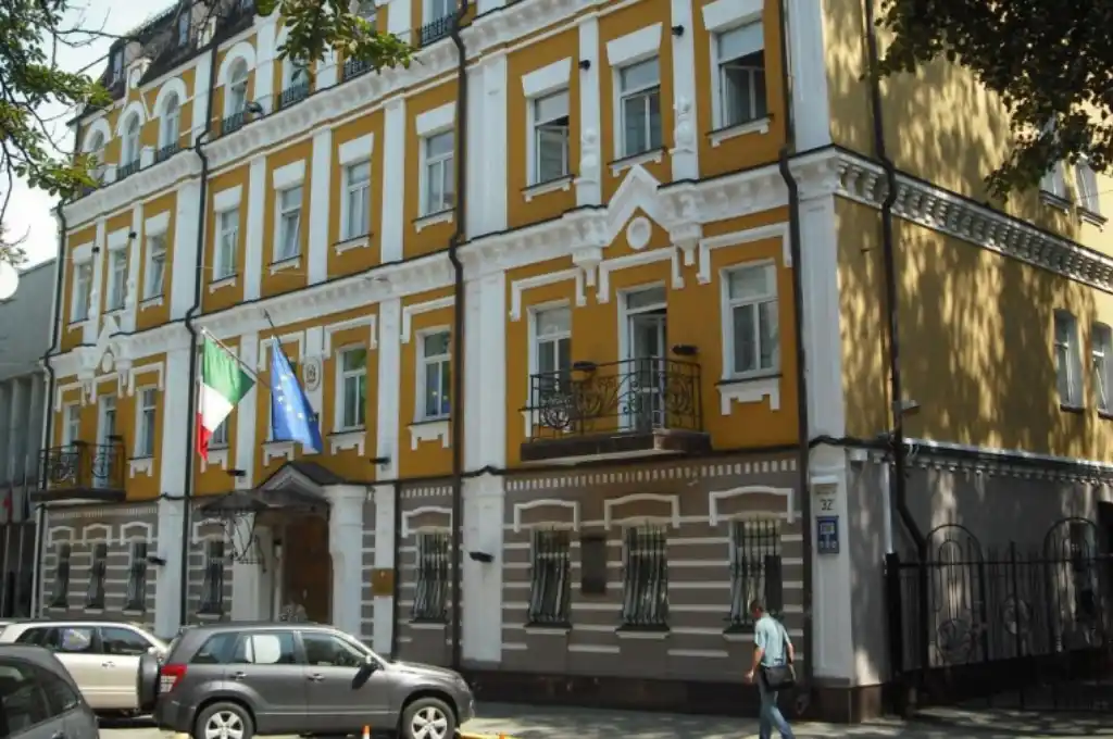 Italia reabre su embajada en Ucrania