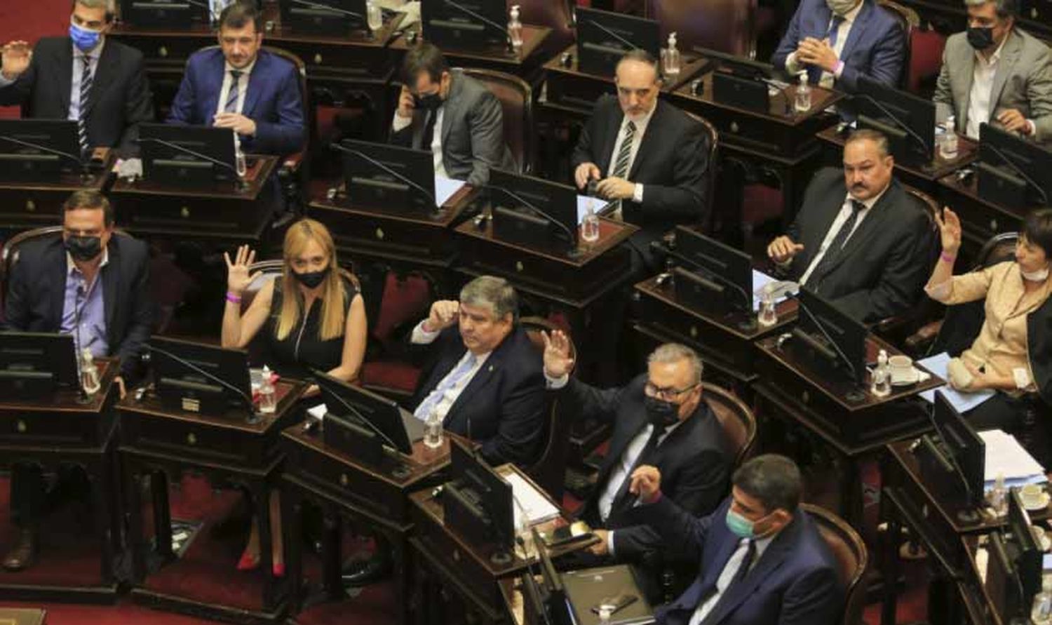 Sin la oposición, el oficialismo convirtió en ley en el Senado las modificaciones al impuesto de Bienes Personales