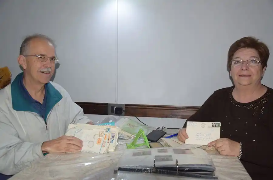 Después de 47 años de ser amigos por cartas, se conocieron personalmente en San Lorenzo