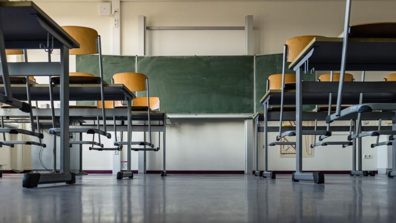 Colegios privados piden cobrar matrículas a tasa de dólar paralelo