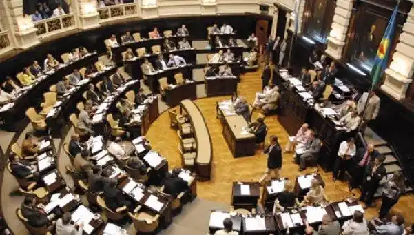 Parte del FpV acompañaría el Presupuesto que pide Vidal