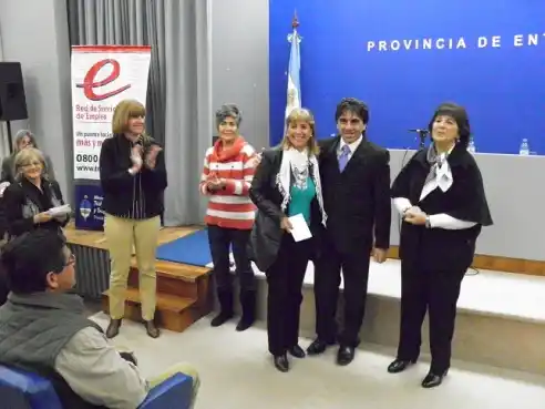 Entregaron fondos a centros de Capacitación Laboral de Jóvenes Adultos