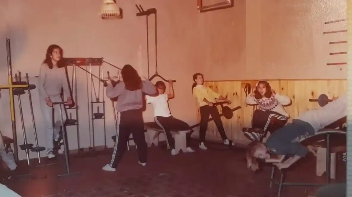 En 53 y 58. Funcionó en su primera etapa el gimnasio Moras