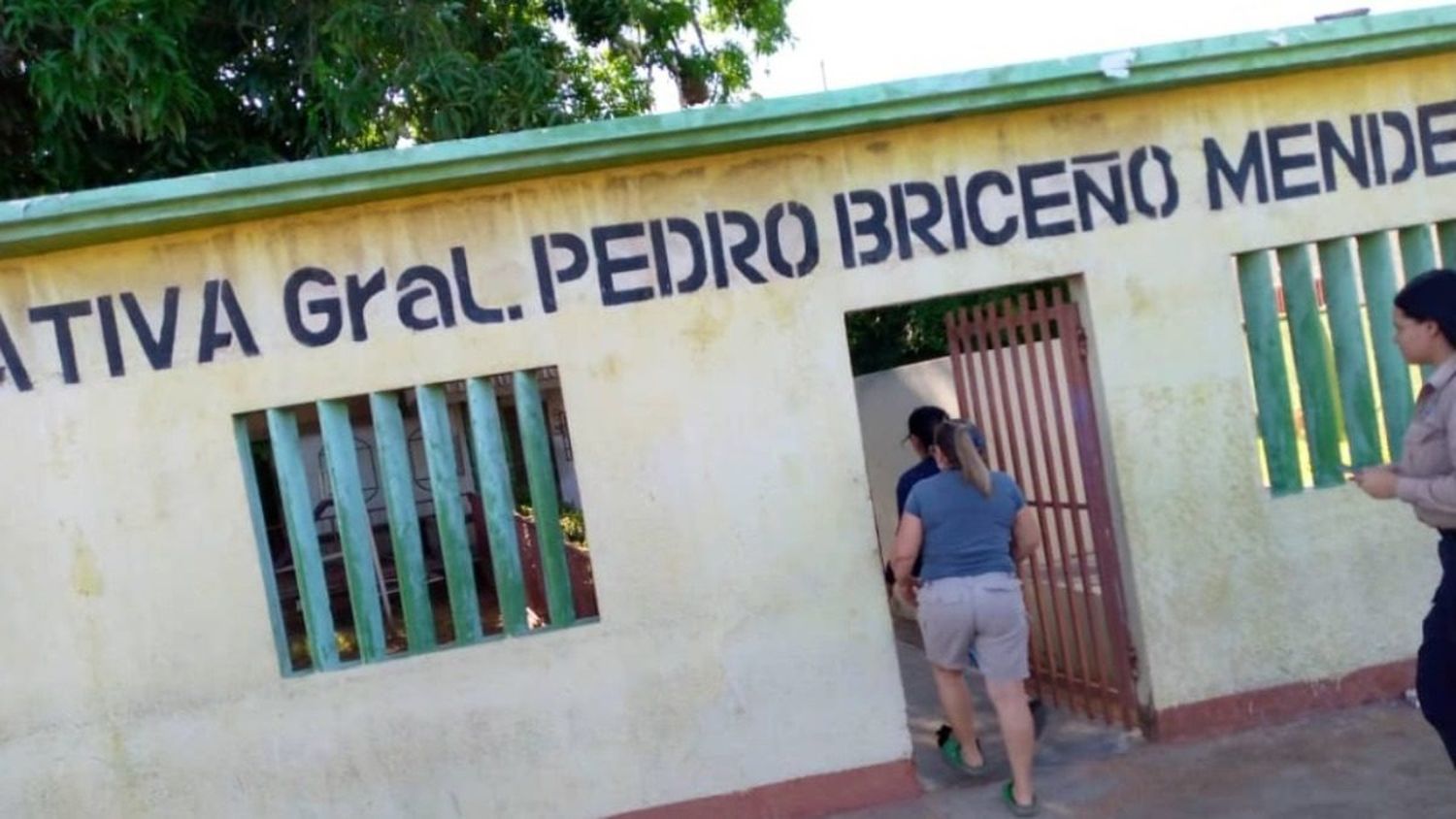 ¡Aterrados estudiantes y representantes! AMENAZAN CON LANZAR GRANADA A COLEGIO EN MARACAIBO