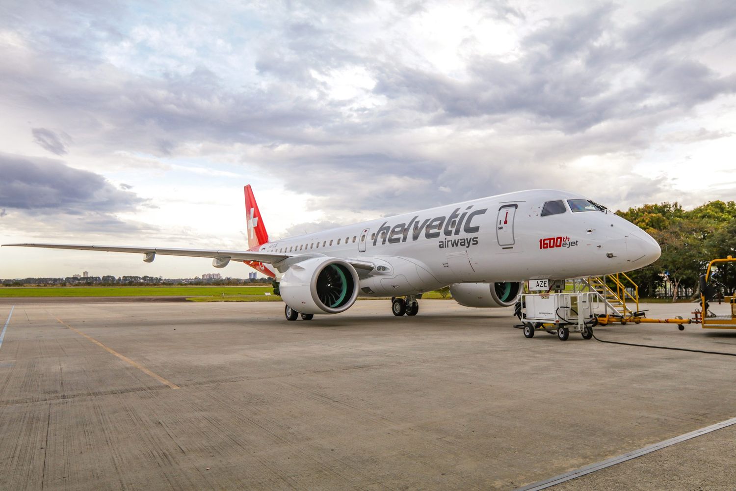 Embraer entregó el E-Jet 1600 a Helvetic Airways