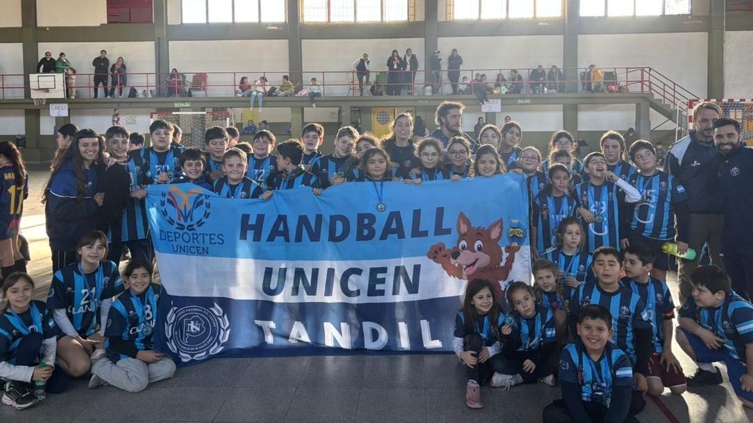 Hubo nutrida presencia tandilense en el encuentro masivo de handball en Rauch