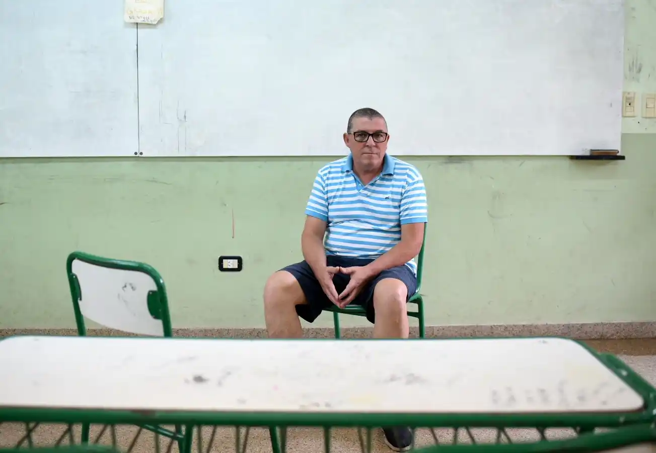 Oscar Ávila: "Apuntamos a que los docentes de secundaria tengan todas las horas concentradas en una misma escuela"