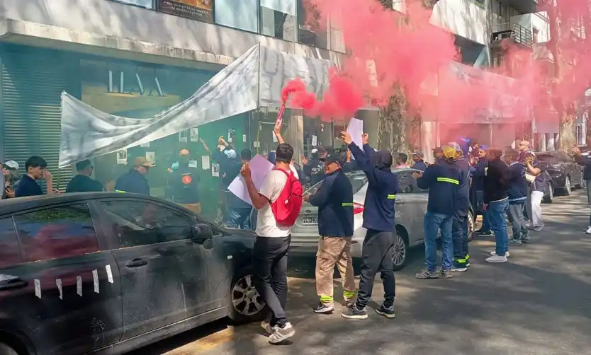Trabajadores de Ilva se movilizaron en la Ciudad de Buenos Aires