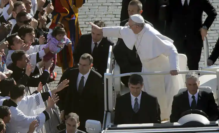 Francisco se despidió de las JMJ de Brasil: "Parto con el alma llena de recuerdos felices"