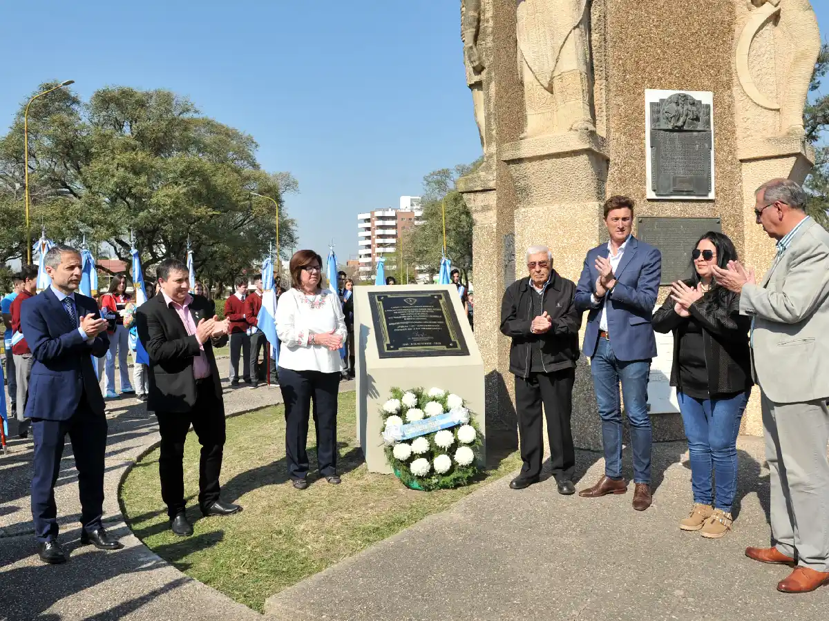 García Aresca exhortó a seguir construyendo la ciudad como lo hicieron los fundadores 