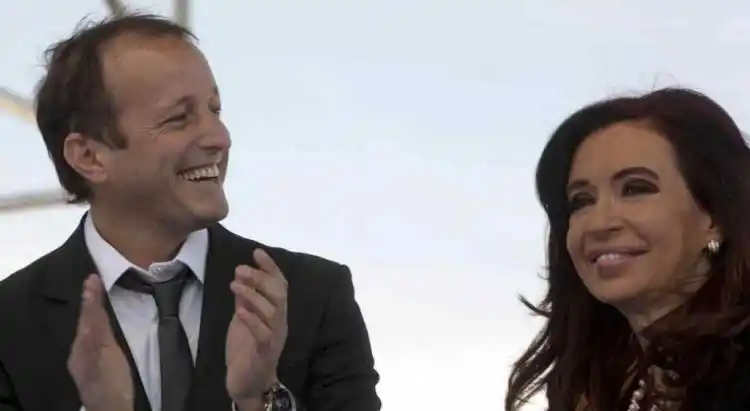 Insaurralde: Cristina tiene "ganas de construir un frente electoral"