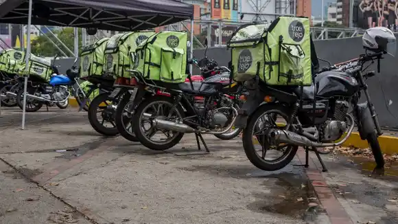 ¡SE HABÍA  TARDADO! Lo que debes saber de la regulación del delivery en Venezuela (+Gaceta)