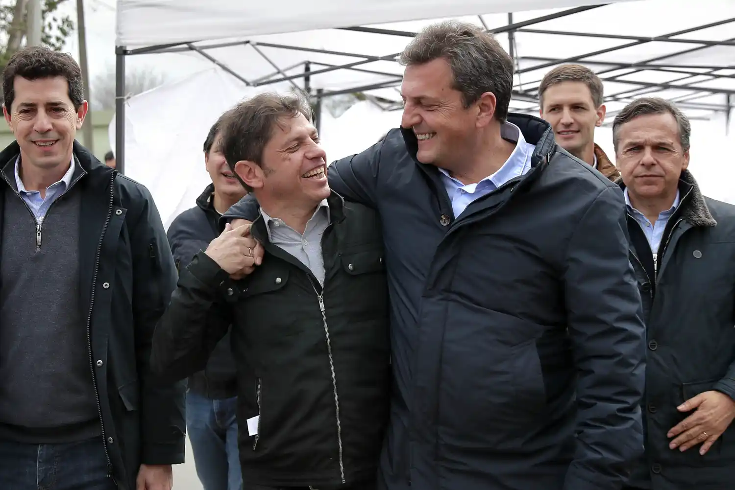 Massa cruzó a los dolarizadores y pretende “una moneda fuerte”