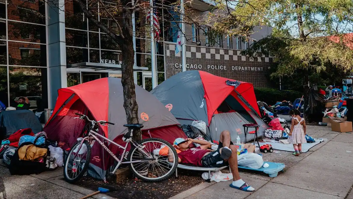 CHICAGO EN JAQUE por la llegada de miles de migrantes: gran parte son venezolanos