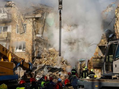 Masivo bombardeo de Rusia sobre Kiev deja al menos 21 muertos y decenas de heridos