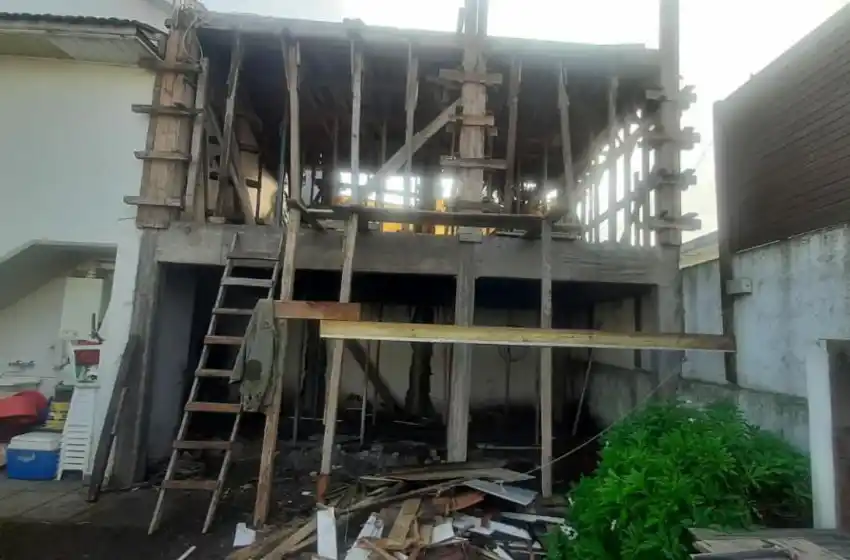 Murió un trabajador que cayó de una obra en construcción