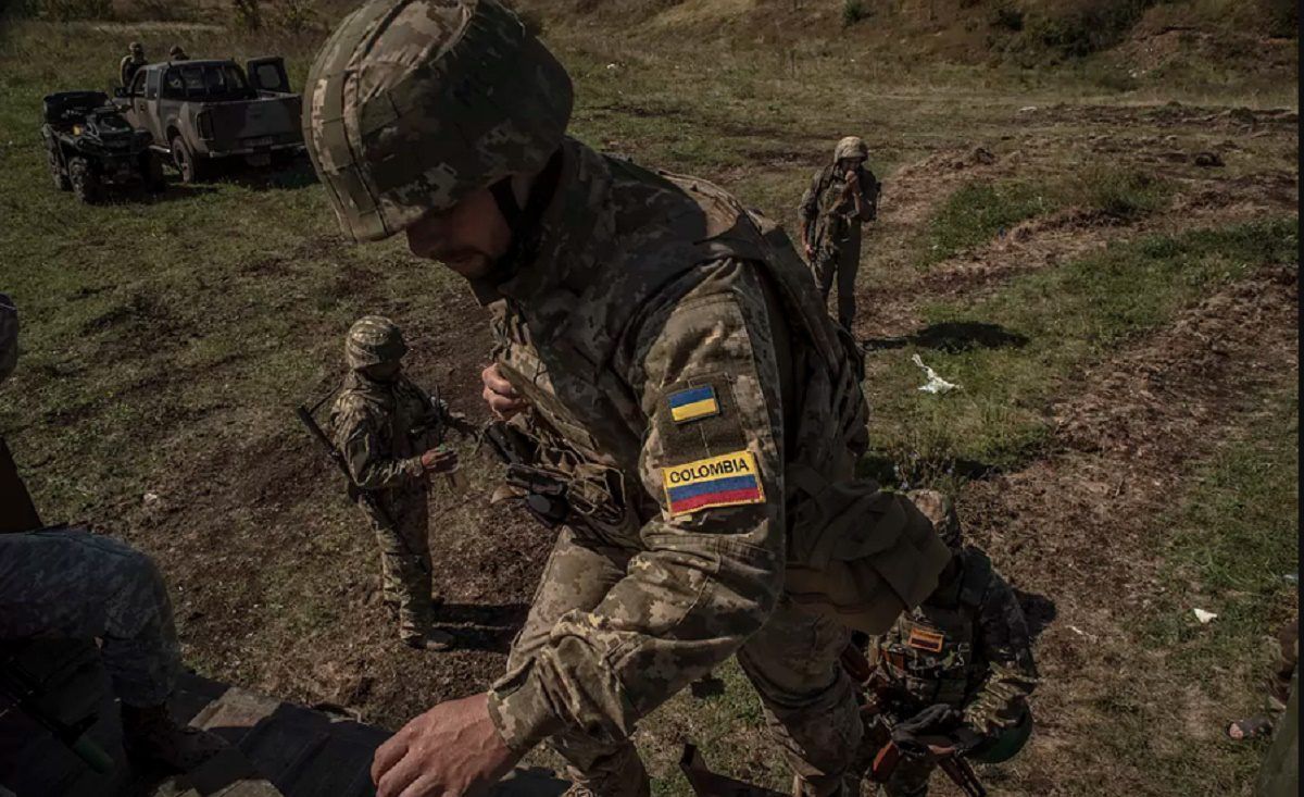 Canciller ruso llama al botón a Gustavo Petro por los mercenarios colombianos en Ucrania